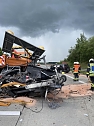 Unfall mit Schilderwagen auf der A 38 (Foto: S.Dietzel)