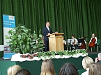 Bild: Verbeamtung von &uuml;beer 350 Lehrerinnen und Lehrern (Foto: Ilka K&uuml;hn)