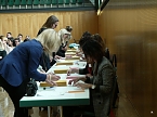 Bild: Verbeamtung von &uuml;beer 350 Lehrerinnen und Lehrern (Foto: Ilka K&uuml;hn)