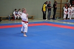 Titel und Medaillen beim Karate (Foto: Karl-Heinz Herrmann)