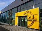 Modernes OPEL-Autohaus entstand in 8 Monaten Bauzeit (Foto: Autohaus Peter) Modernes OPEL-Autohaus entstand in 8 Monaten Bauzeit (Foto: Autohaus Peter)