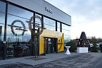 Neues Autohaus eröffnet (Foto: Autohaus Peter) Neues Autohaus eröffnet (Foto: Autohaus Peter)