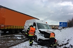 Die Feuerwehr Heiligenstadt musste heute eine Frau aus ihrem Fahrzeug retten (Foto: Feuerwehr Heiligenstadt) Die Feuerwehr Heiligenstadt musste heute eine Frau aus ihrem Fahrzeug retten (Foto: Feuerwehr Heiligenstadt)