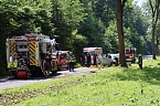 Fahrer stirbt bei Frontalkollision, Feuerwehr befreit Eingeklemmten (Foto: Feuerwehr Heiligenstadt) Fahrer stirbt bei Frontalkollision, Feuerwehr befreit Eingeklemmten (Foto: Feuerwehr Heiligenstadt)