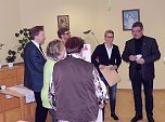 Übergabe der Bauschutzbrillen an Abgeordneten des Landtages (Foto: privat) Übergabe der Bauschutzbrillen an Abgeordneten des Landtages (Foto: privat)