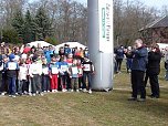 Kinder und Jugendliche beim Possenlauf (Foto: Karl-Heinz Herrmann)