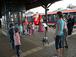 Neuen Zug in Leinefelde begr&uuml;&szlig;t (Foto: Ilka K&uuml;hn)