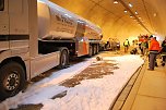 &Uuml;bung auf der Autobahn (Foto: Sos)