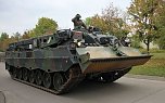 Panzerkompanie in Bad Frankenhausen verabschiedet (Foto: Karl-Heinz Herrmann) Panzerkompanie in Bad Frankenhausen verabschiedet (Foto: Karl-Heinz Herrmann)