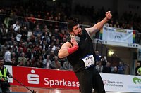Bild: M&auml;nner beim Indoor
