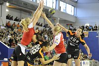 Bild: Klarer Sieg f&uuml;r unsere Handball-Damen