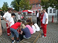 Bild: Junge Sanit&auml;ter im Wettstreit