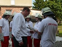 Bild: Junge Sanit&auml;ter im Wettstreit