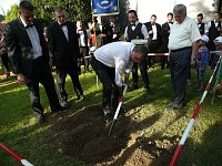 Bild: Ausgrabung und Beginn der Leinefelder Kirmes 2013
