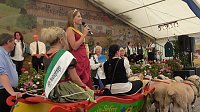 Erster Tag Bauernmarkt in Kallmerode Bild: Erster Tag Bauernmarkt in Kallmerode
