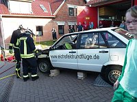Verabschiedung des alten Tankers Bild: Verabschiedung des alten Tankers