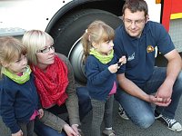 Verabschiedung des alten Tankers Bild: Verabschiedung des alten Tankers