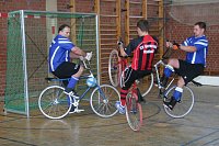 Bild: Ilfelder Duo &uuml;bernimmt Tabellenf&uuml;hrung zum Saisonauftakt der Radballer
