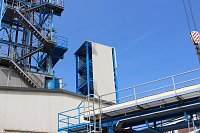 Bild: Neue Seilfahrtsbr&uuml;cke wird montiert