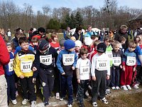 Bild: Kinder und Jugendliche beim Possenlauf