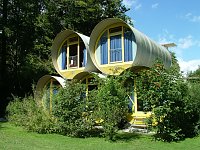Bild: Glamping: SwissTubes auf TCS Camping Thunersee / Schweiz
