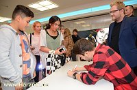Bild: Luca H&auml;nni in der Marktpassage