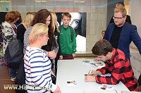 Bild: Luca H&auml;nni in der Marktpassage