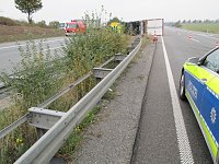 Bild: Leitplanke durchbrochen