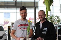 Bild: In einigen Autoh&auml;usern der Peter-Gruppe ging es heute um die Zukunft auf vier R&auml;dern