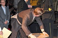 Ministerpräsident bekam Schläge Bild: Ministerpräsident bekam Schläge