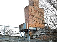 Peter Blei in den Ruinen der Schuhfabrik in Wiehe Bild: Peter Blei in den Ruinen der Schuhfabrik in Wiehe