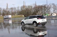 Ab ins Gelände: Autohaus-Peter-Gruppe lud zum Aktionstag ins Autodrom Bild: Ab ins Gelände: Autohaus-Peter-Gruppe lud zum Aktionstag ins Autodrom