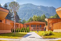 Bild: Alpine Lodges am Camping Olympia