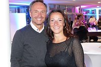 Bild: Afterwork-Party im Mercedes-Autohaus