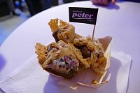 Bild: Afterwork-Party im Opel-Autohaus