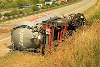 Ein Toter bei Unfall auf der A 38 Bild: Ein Toter bei Unfall auf der A 38