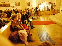 Bild: Elisabeth-Spiel in der Kirche