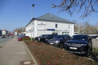 Bild: Umgezogen: Jeep in der Halleschen Stra&szlig;e 102