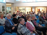 Kontraste in der Galerie Bild: Kontraste in der Galerie
