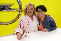 Bild: Marijke Amado begeisterte im Autohaus Peter mit lecker Abend
