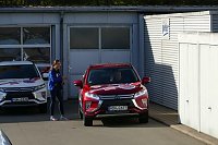 Bild: Autos an THC-M&auml;dels &uuml;bergeben