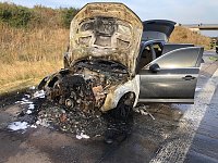 Bild: Autobrand auf Autobahn