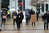 Proteste der Frisörinnung vor dem Nordhäuser Bahnhof Bild: Proteste der Frisörinnung vor dem Nordhäuser Bahnhof