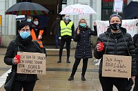 Proteste der Frisörinnung vor dem Nordhäuser Bahnhof Bild: Proteste der Frisörinnung vor dem Nordhäuser Bahnhof