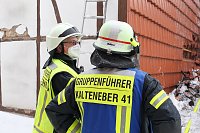 Dachstuhlbrand griff auf Nachbarhäuser über Bild: Dachstuhlbrand griff auf Nachbarhäuser über