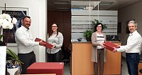 Aufmerksamkeit zum Frauentag Bild: Aufmerksamkeit zum Frauentag