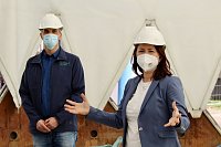 Bild: B&uuml;rgermeister Kai Buchmann begr&uuml;&szlig;te die Umweltministerin Anja Siegesmund
