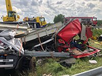 Folgenschwerer Unfall auf der A 38 Bild: Folgenschwerer Unfall auf der A 38