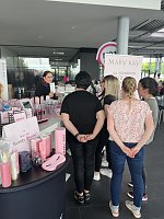 Frauentag bei den "Peters" Bild: Frauentag bei den "Peters"