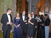 Bild: Schlossball er&ouml;ffnet